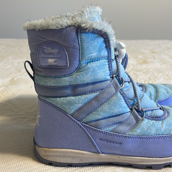 Sorel x Disney Elsa Frozen boots, waterproof, light blue/purple, silver, size 6 - Picture 2 of 10